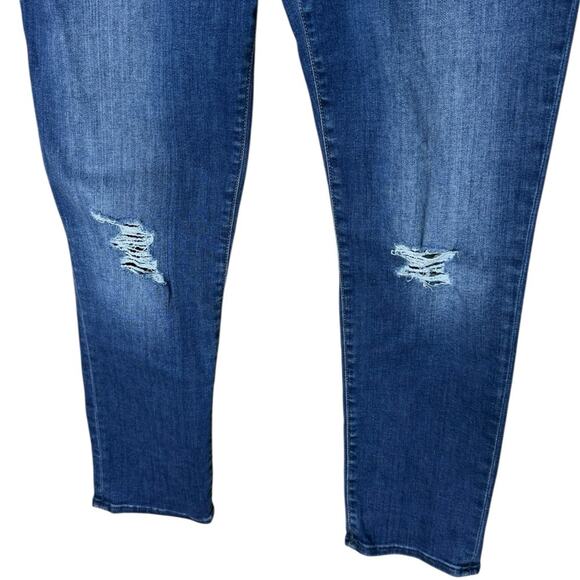7 for all Mankind Women’s Sz 29 Josefina Jeans Boyfriend Fit Distressed - Picture 6 of 7